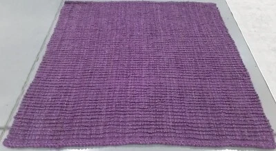 Alfombra púrpura 6'-0" x 6'-0" defecto, precio reducido 1172772887 NF447B-6SQ Foto 1 de 4