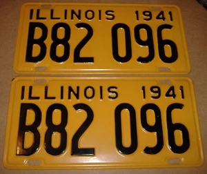 Vintage Pair Of 1941 Illinois License Plate IL Never Used Mounted - Imagen 1 de 9