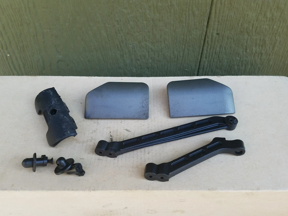 KYOSHO INFERNO MP9 TKI3 PLASTIC PARTS  - Image 1 of 1
