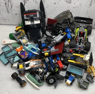 LOTE LEGO Caixa de Tijolos, Peças, Pneus e Acessórios - Imagem 1 de 4