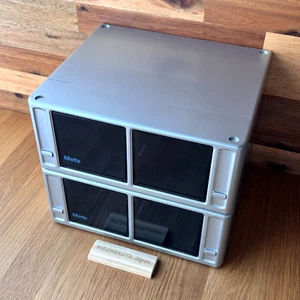 Stackable Telescoping MiniDisc Storage Case Holds 34 MDs each Silver Mets - Picture 1 of 24
