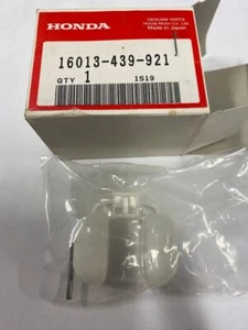 Genuine HONDA Carburetor Float & Pin ATC200 XR250L ATC200X ATC200E XL185S XL200R - Picture 1 of 3