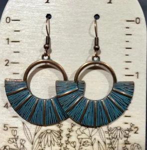 Indigene Metall blaue Bronze Legierung Ohrhänger Strumpf Füller Geschenk B - Bild 1 von 2