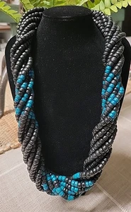 Collar de cuentas vintage significativo retorcido negro y azul profundo - Imagen 1 de 6