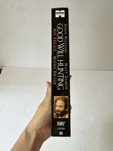 Good Will Hunting VHS Tape Robin Williams Matt Damon Ben Affleck Oscar - Picture 1 of 3