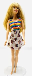 Mattel Barbie Puppe blonde Haare gelenkige Ellbogen Blumen Kleid 12" groß kostenloser Versand - Bild 1 von 12