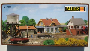 FALLER 2109 - Bahnbauten-Set - Station Set - Spur N -Eisenbahn Modellbausatz Kit - Picture 1 of 2