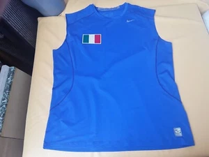 (n. 2011) T-shirt NIKE pro combat UOMO taglia XL tank top marca squadra bandiera - Foto 1 di 8