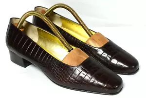 Bruno Magli Slip-On Kitten Heel Pumps Alligator 9AA - Picture 1 of 10