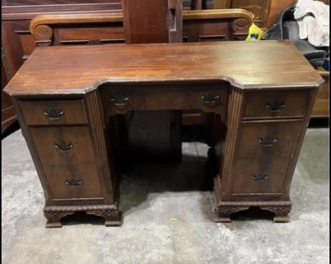 Antique Kneehole Desk Cover