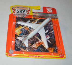 MATCHBOX 2024 SKY BUSTERS - BOEING 747-400 WHITE INCLUDES PLAYMAT