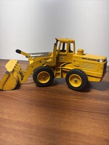 Vintage ERTL International Harvester Hough Payloader Yellow Die Cast - Picture 1 of 8