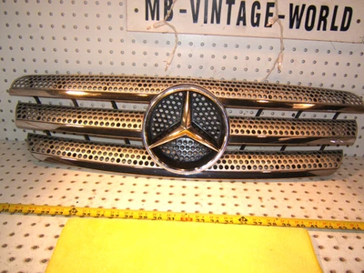 Original Mercedes 2005 W163 ML350 ML500 PLATEADO edición especial frontal OEM 1 rejilla Foto 1 de 4