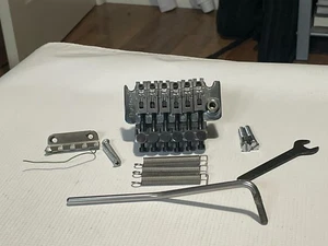 Tremolo Bridge Vibrato per chitarra Chrome Floyd Rose 1984 originale made in Germany - Foto 1 di 23