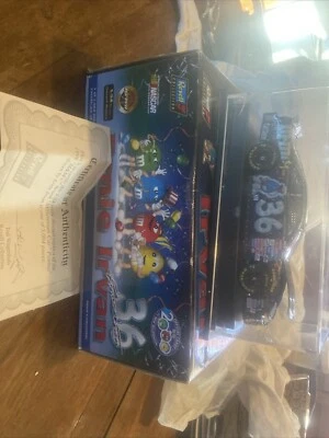 Ernie Irvan #36 Millennium Car” Saludo de despedida 1:24 en estuche Pontiac 1999 Foto 1 de 3