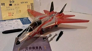 GI JOE ~ 2015 SDCC CRIMSON SCYTHE SKYSTRIKER ~ 100% comp con PEGATINAS Y BP - Imagen 1 de 5