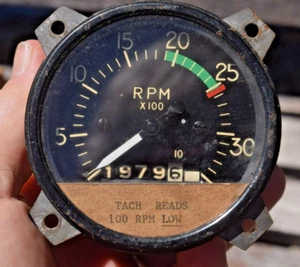 Cessna RPM Gauge Vintage Aircraft Tachometer/ RPM Gauge Stewart-Warner 1977 - Picture 1 of 5