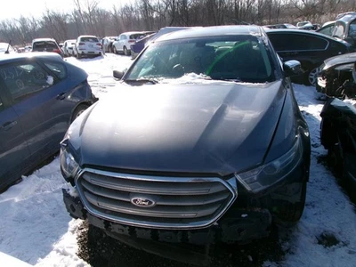 Windshield Wiper Motor Fits 13-19 TAURUS 1521984 - Image 1 of 4