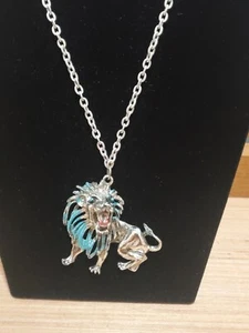 Silver Plated LION Pendant Necklace - Aqua - Pewter (?) Animal Kingdom - Jewelry - Picture 1 of 8