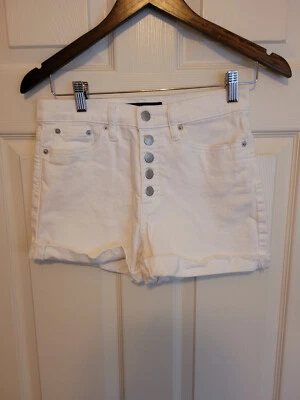 Pantalones cortos de mezclilla vaqueros blancos para mujer Calvin Klein - talla 26 con puños recortados Foto 1 de 4