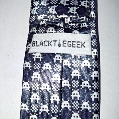 Corbata Negra Corbata Geek Space Invader - Retro Gamer Regalo Poliéster 2" Ancho Foto 1 de 4