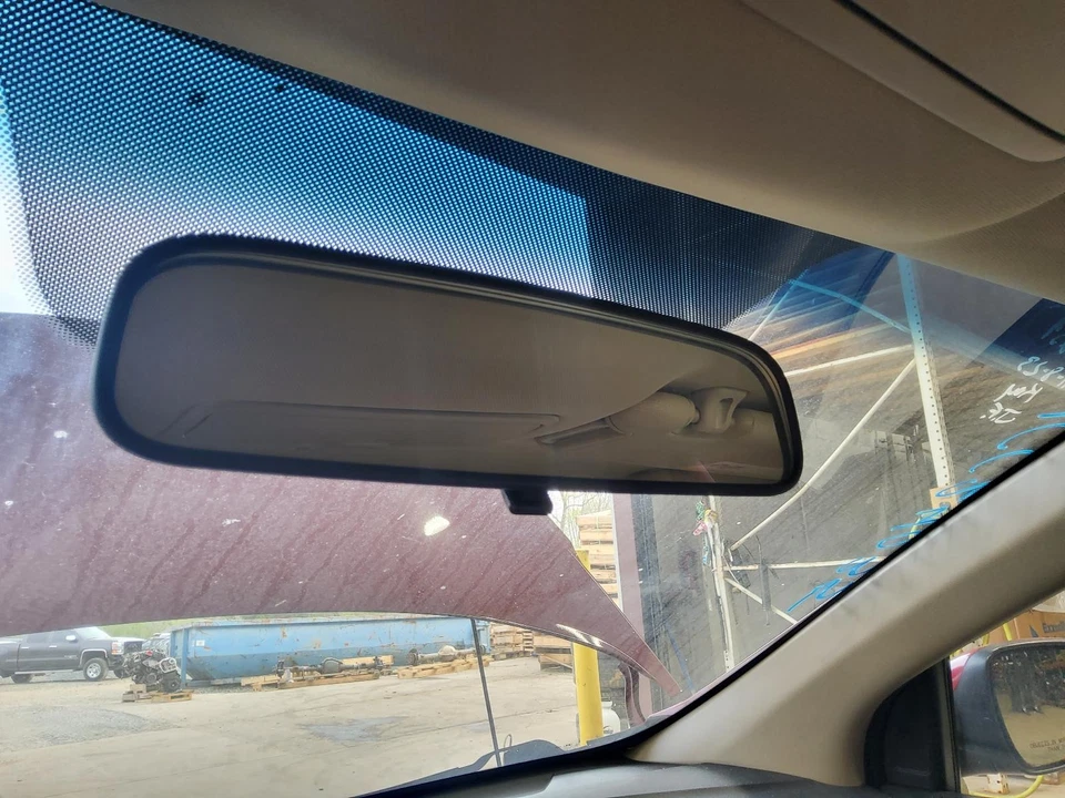 Б/у переднее центральное внутреннее зеркало заднего вида подходит для: 2016 Hyundai Elantra Front Cen - Изображение 1 из 4