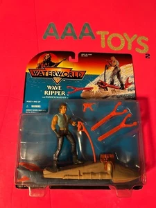 Waterworld Wave Ripper With Warrior Mariner - Picture 1 of 2