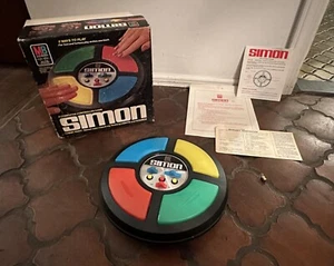 De colección Original 1978 Simon Says Manuales Papeles MCM Juego de Memoria SIN PROBAR COMO ESTÁ - Imagen 1 de 9