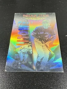 1995 Score #DG9 Paul Molitor Dream Team Gold Hologram - Picture 1 of 3