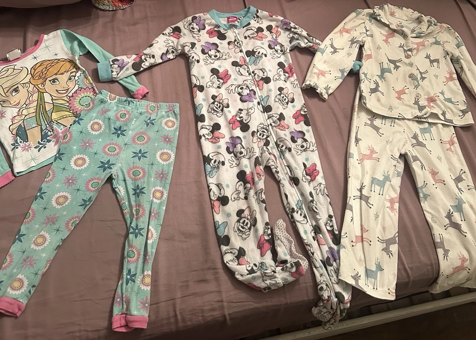 Niñas Invierno Pijama Manga Larga - Princesa, Minnie Mouse, Vacaciones - Talla 4T Foto 1 de 4