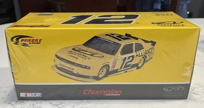 NOVO Selado 2011 Sam Hornish Jr #12 Alliance Peças de Caminhão CFS Dodge Challenger - Imagem 1 de 3