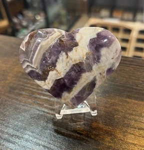 DREAM AMETHYST Carved Heart Palm Stone Medium Size Natural Crystal Polished 65mm - Picture 1 of 4