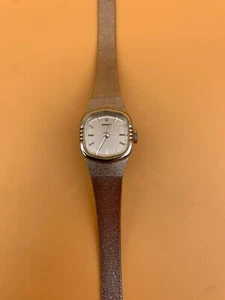 sehr filigrane Seiko Damenuhr Silber mechanisch funktioniert Ø 1,8cm Japan-MS - Bild 1 von 5