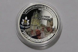 🧭 🇵🇼 Palau 1 Dollar 2011 JOHN PAUL II CANTERBURY 1982 COLOURED B58 DDD31 - Picture 1 of 2