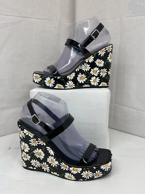 Sandalia plataforma cuña flor margarita Betsey Johnson Landry negra talla 8M nueva sin etiquetas Foto 1 de 4