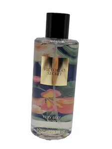 Victoria's Secret Very Sexy Now Fragnance Mist Body Spray Parfume 8.4oz New - Picture 1 of 4