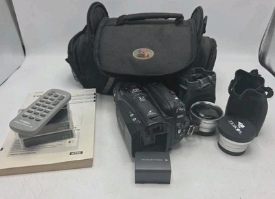 Canon VIXIA HV30 MiniDV HDV HD High Definition Camcorder Image Stabilized Zoom - Image 1 of 4