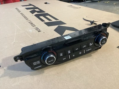 2017-2019 KIA NIRO AQUECEDOR AC CLIMA DUPLO CONTROLE DE TEMPERATURA FABRICANTE DE EQUIPAMENTO ORIGINAL 97250-G5350 - Imagem 1 de 3