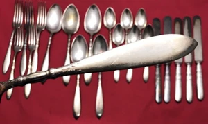 22 Pc 1910 QUEEN ANN / ST MORITZ Silverplate FORKS - SPOONS + 1847 Rogers Bros - Picture 1 of 12