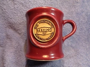 Taza de café de cerámica de colección TEXACO vicepresidentes prestigioso premio medallón - Imagen 1 de 11