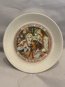 Kids Wedgwood Plate 1981 Tom Thumb Brothers Grimm Childrens Story Fairytale - Picture 1 of 3
