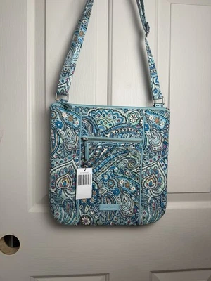 Vera Bradley Daisy Dot Paisley Iconic Hipster Crossbody NWT Retired Pattern - Image 1 of 4