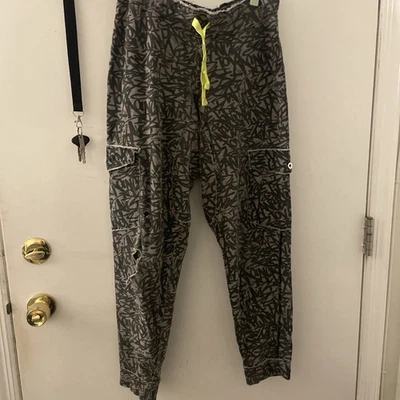 Zumba Mr. Right Cargo Pants Pockets Jogger Size Small Black & Grey - Image 1 of 2