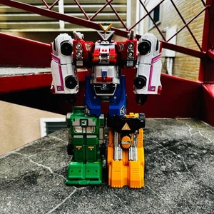 Bandai DX Chogokin VRV Robo Carranger Gekisou Sentai Modelo Edición Limitada - Imagen 1 de 4