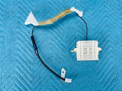 Lexus SC430 Navigation Antenna 2008 2009 2010 OEM - Image 1 of 4