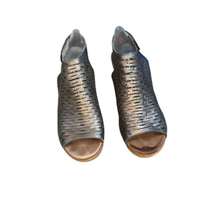 Sandalias Dansko Danae peltre plateadas tacón bloque talla 38 para mujer - Imagen 1 de 9