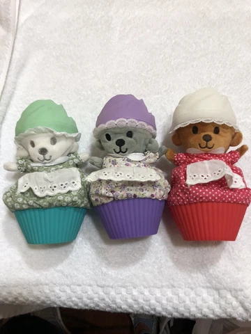 3- SUNNY DAYS Cupcake Bears  Loose No Packaging Plush Toy Cover