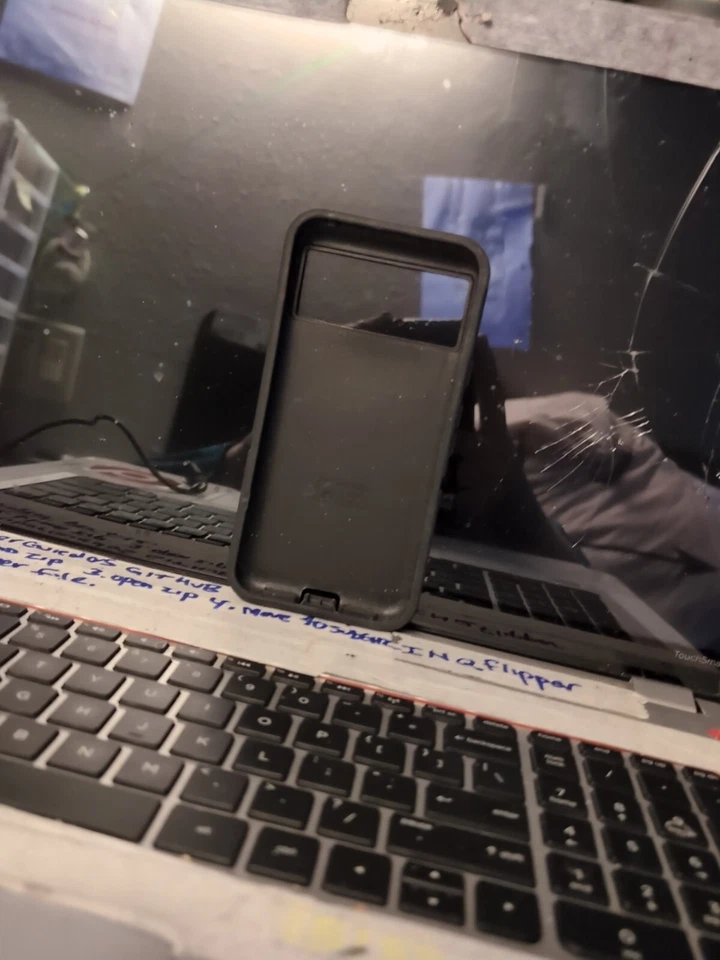 Funda Ringke [Onyx] para Google Pixel 8/8 Pro/8a previene manchas aceitosas antideslizante Foto 1 de 1