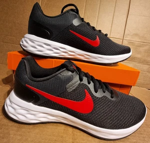Nike Revolution 6 NN Zapatos para Correr en Carretera Para hombres Tenis Entrenadores Negro/Rojo - Reino Unido 9 - Imagen 1 de 14