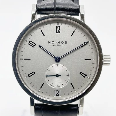 Reloj deportivo MONOS Glashutte Tangente cuerda manual 36 mm hecho en Alemania fecha Foto 1 de 4